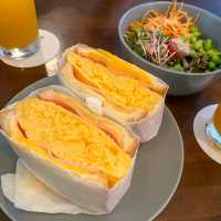 サンダウナートーキョーオムレツ🍳