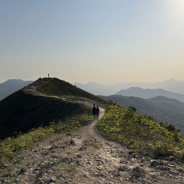 清明上山觀壯闊山景