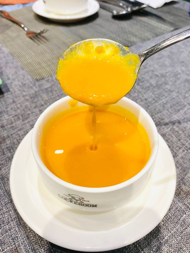 "Lockeroom Dining，一下油香 一下清新 无敌"