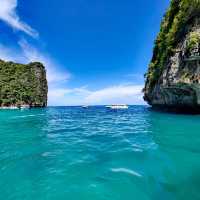 Maya Bay @ Phuket Island 