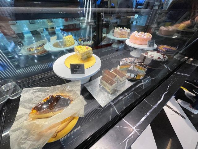 Modern Cantonese cuisine