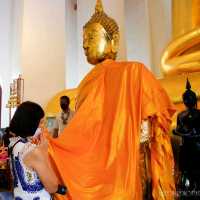 วัดไชโยวรวิหาร วัดสวย พระงาม ติดริมแม่น้ำเจ้าพระยา