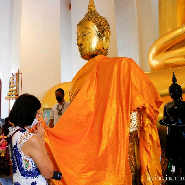 วัดไชโยวรวิหาร วัดสวย พระงาม ติดริมแม่น้ำเจ้าพระยา