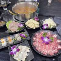 新鮮食材雞煲火鍋