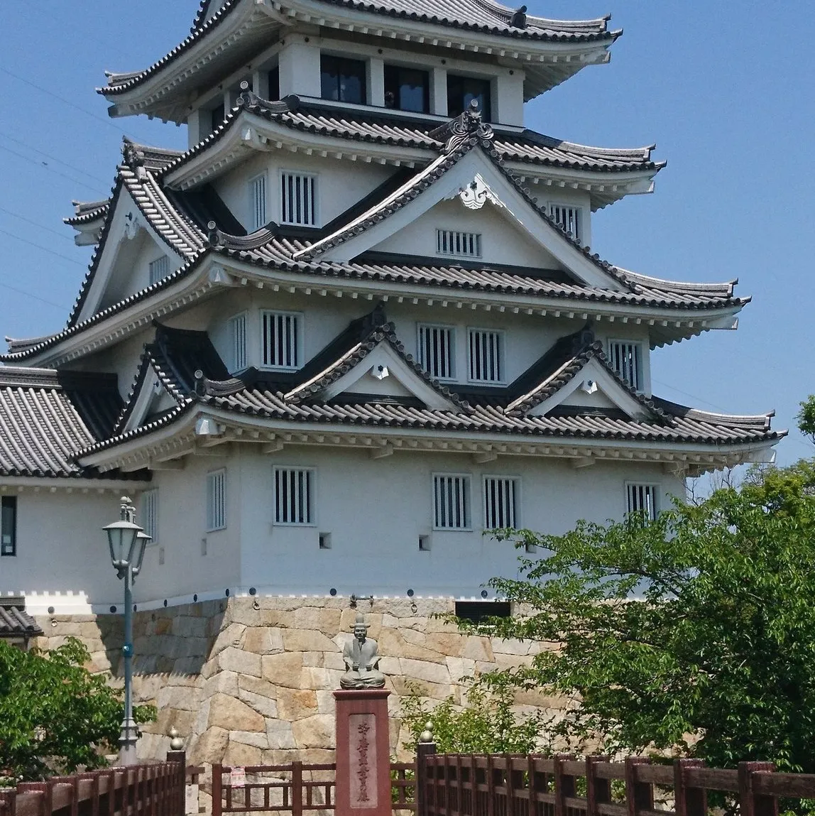 岡崎城