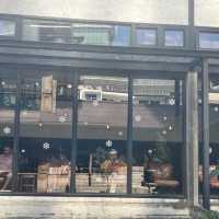 Good breakfast at GROUND coffee