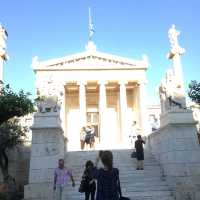 아테네 대학교 (소크라테스와 플라톤이 선배?!)