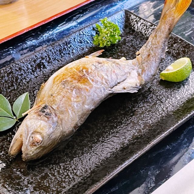 仁淀ブルー　信じられない透明度！