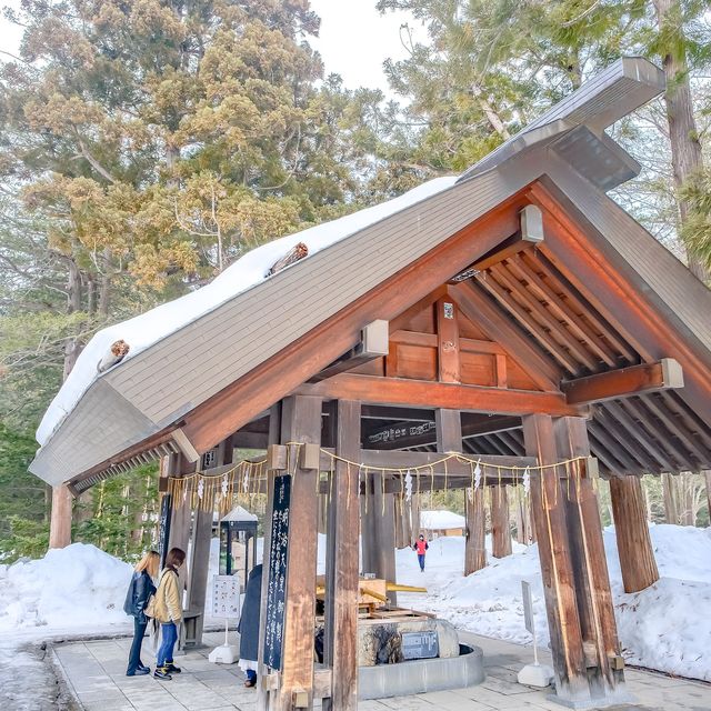 冬の北海道神宮・お手水舎