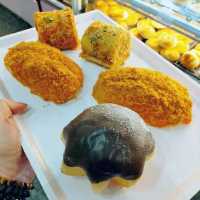 Moji Bakery @ Sengkang MRT Station