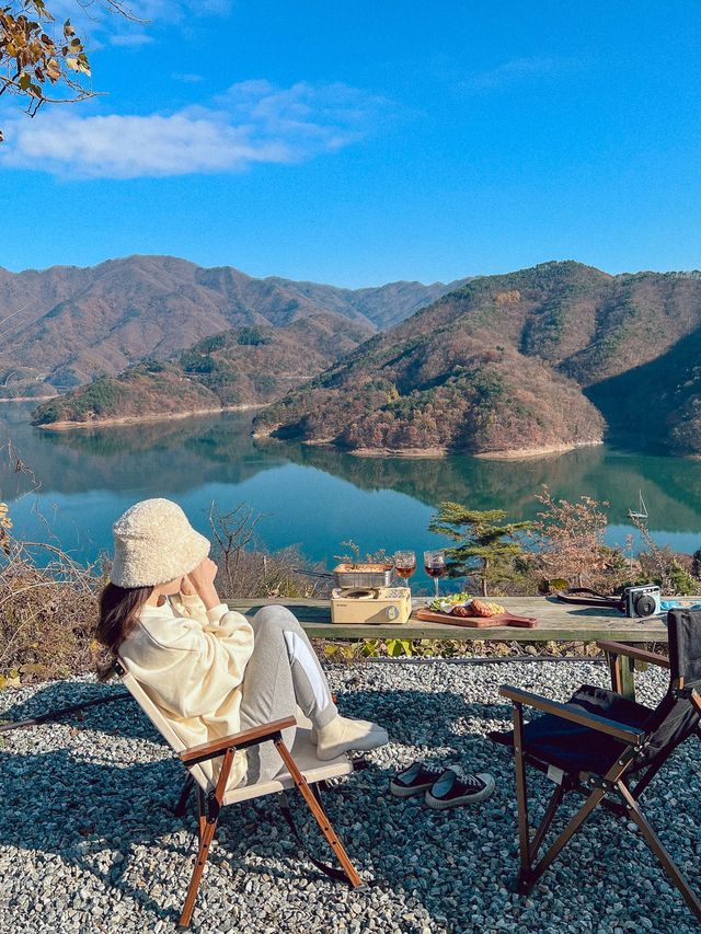 충주호가 보이는 퀸스타운 캠핑장