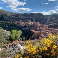 Albarracín เขาว่าเป็นหมู่บ้านที่สวยที่สุดในสเปน