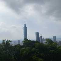 《台北》都市中的淨土—象山親山步道！