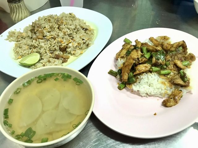 ฉิวดำ ร้านที่ต้องมีเทคนิคการสั่ง