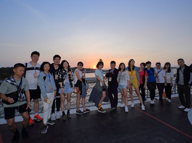 台南超酷的拍照景點 是軍艦啊 台南超酷的拍照景點 是軍艦啊