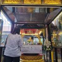 ไหว้พระทำบุญ @กรุงเทพฯ