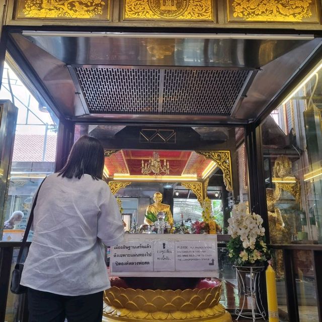 ไหว้พระทำบุญ @กรุงเทพฯ