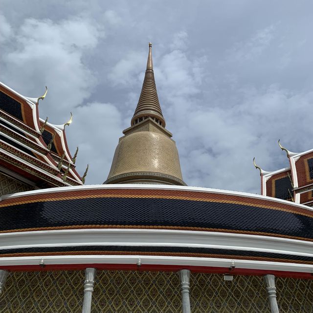 Mixed Style Architecture in Bangkok Temple