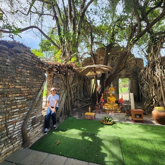 The old temple in Nakhon Nayok province 