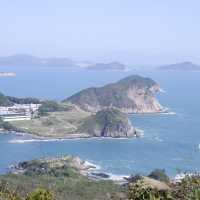 擁有很多自然奇觀之東龍島