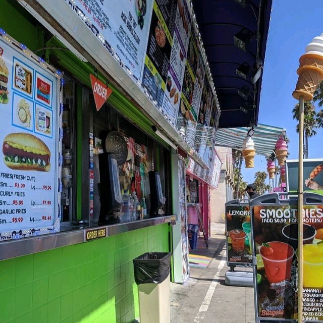 Venice Beach Boardwalk. 