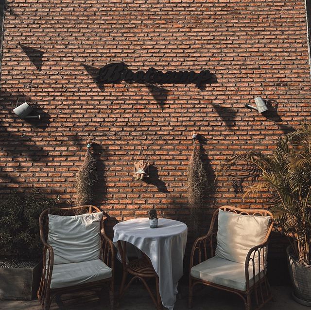 Bootcamp Cafe 