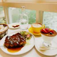  Pondside Restaurant