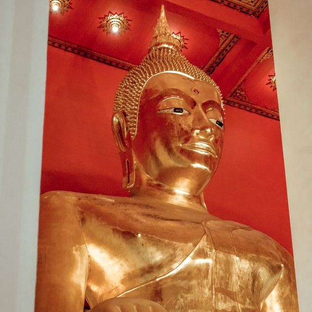 พระพุทธรูปใหญ่หล่อด้วยทองสัมฤทธิ์องค์เดียวในประเทศ