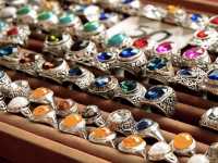 ตลาดคลองแงะ