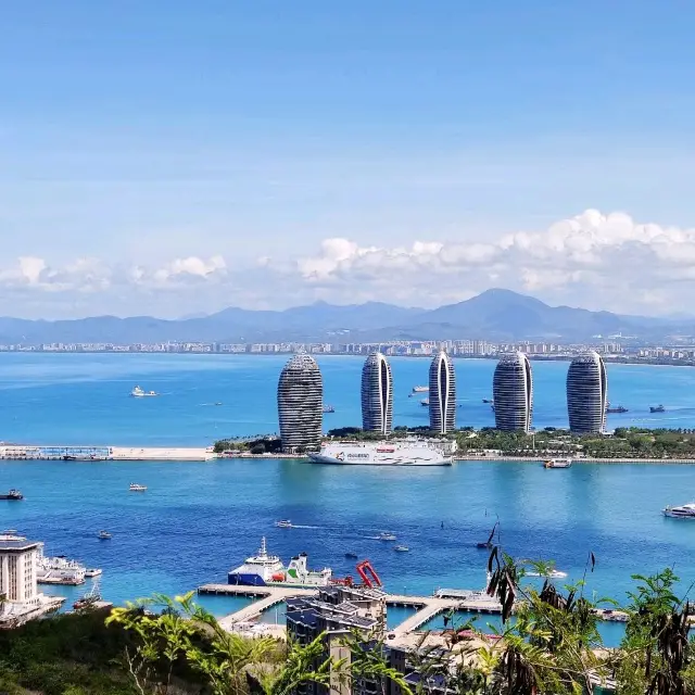 Luhuitou: Gorgeous views of Sanya