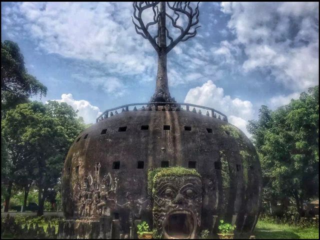 Buddha Park in Vientiane 