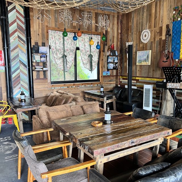 Muyu Bar and Cafe - Gouqi Island 