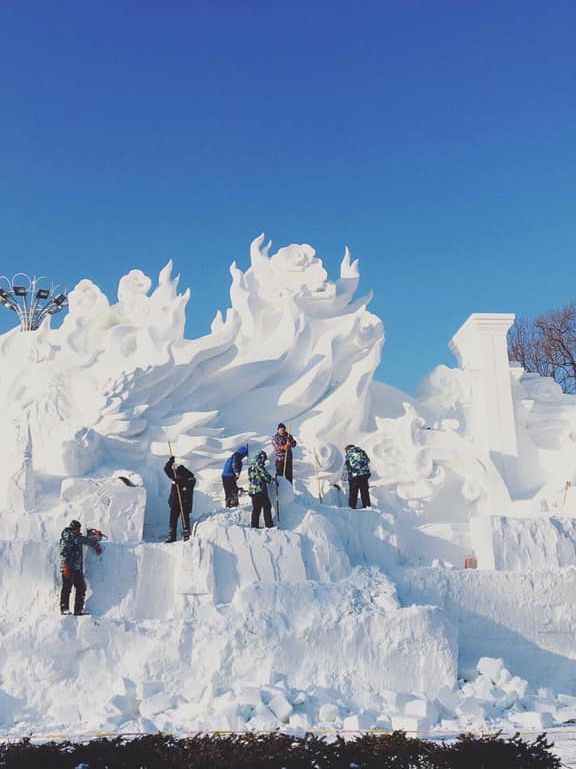 Harbin Snow Sculpture Park, China🇨🇳✈️☃️❄️
