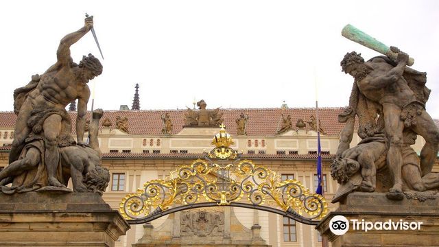城堡故事展 | Castle Distric of Prague - Prazsky hrad, Prague