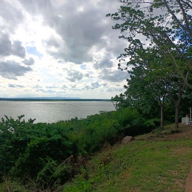 สายโสดต้องมา ผาสละโสด อุทยานแห่งชาติน้ำพอง