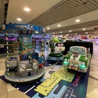 ✈️ Changi Airport basement playground 