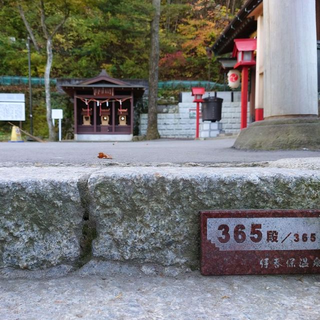 【群馬 伊香保温泉】情緒ある石段街と紅葉スポット