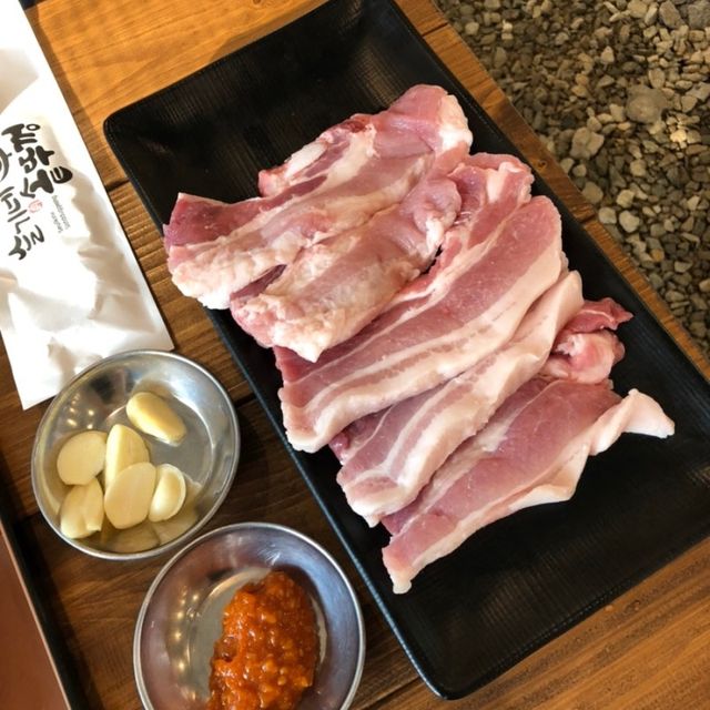 공주 여행 | 슬기네 솥뚜껑 삼겹살 | 분위기 좋다!