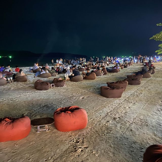 Night is still young at Cenang Beach