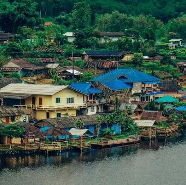 บ้านรักไทย แม่ฮ่องสอน​