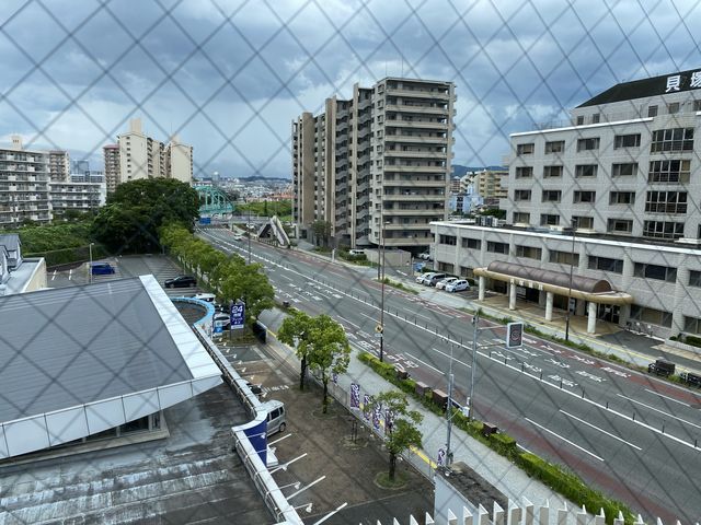 福岡市営地下鉄・貝塚駅近く、駐車場が広く無料で利用できるホテル