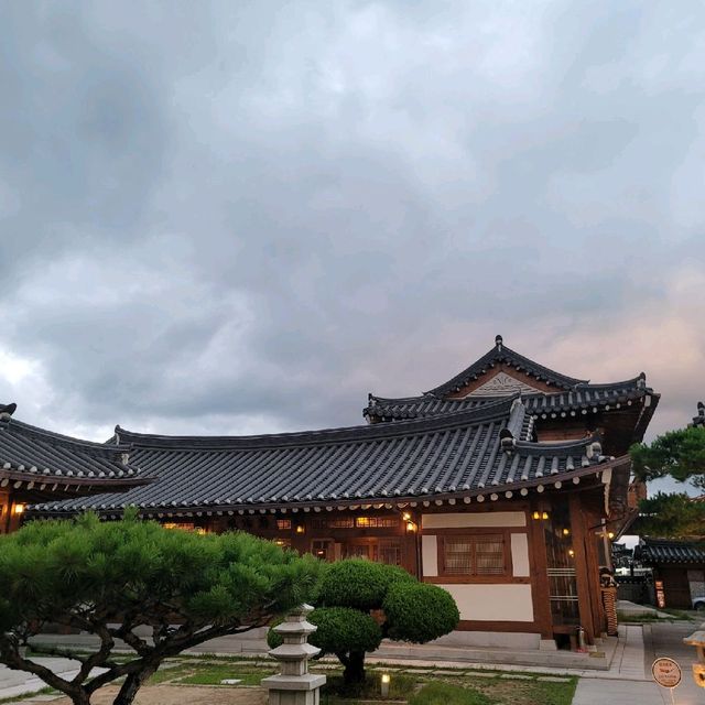 경주 여행 중 들려보면 좋을 감성 한옥 숙소 황남관