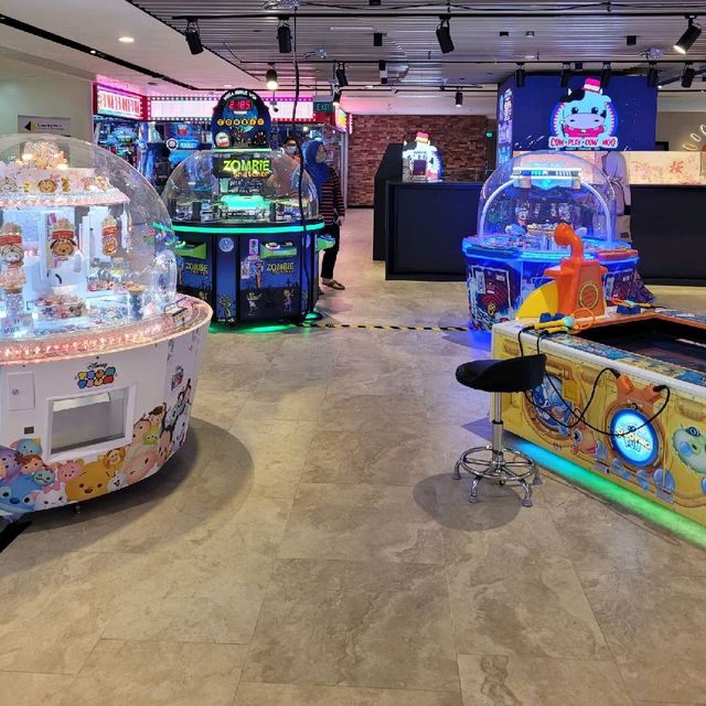 Cow Play Cow Moo (family friendly arcade)