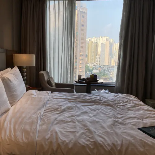 혼캉스로 도심뷰 스파를 즐길 수 있는 ‘롯데시티호텔 마포’