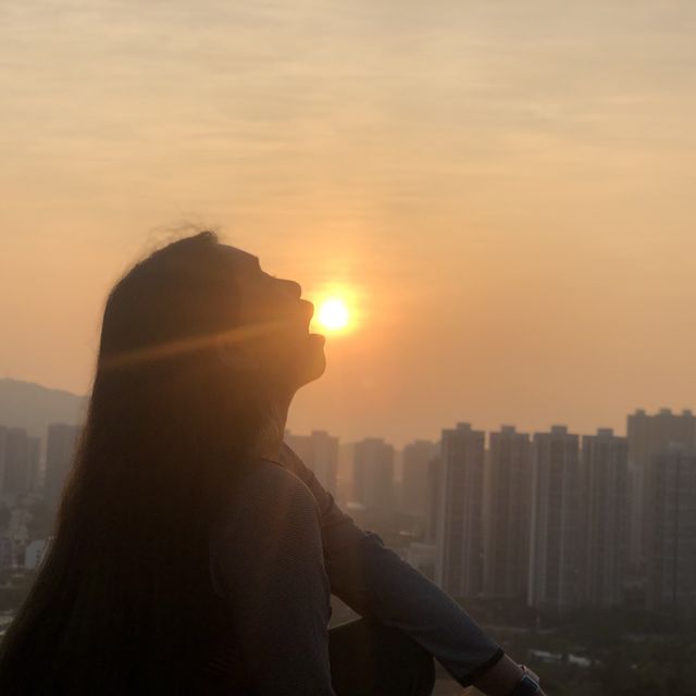 Twilight, Sunset, and Overlooking the City from Kai Shan Summit 