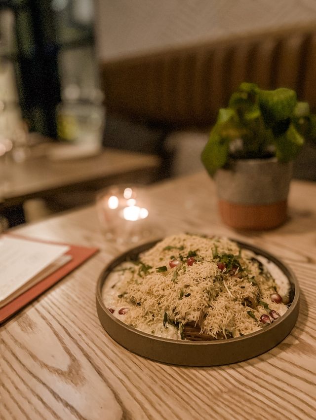 𓆰 A delicious veg-out at classy VEDA