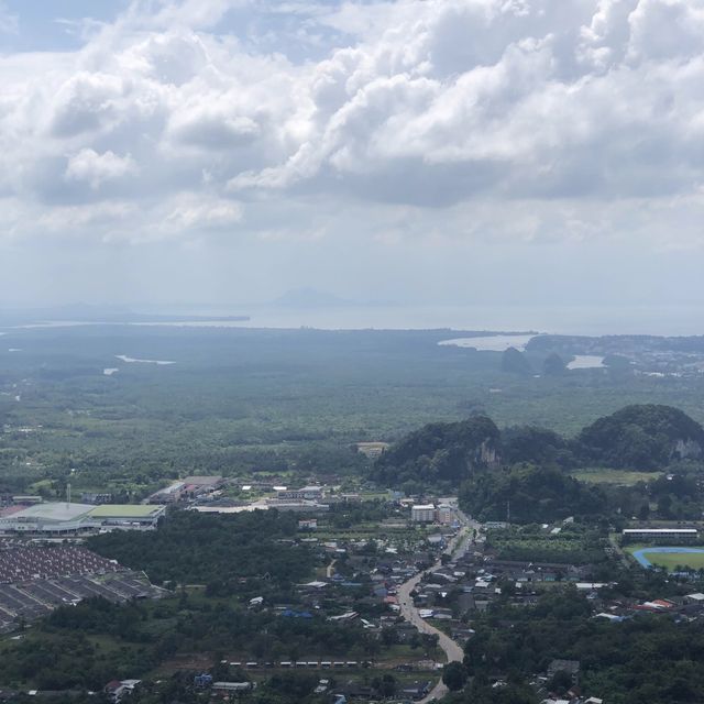 1260 steps to reach the huge buddha 