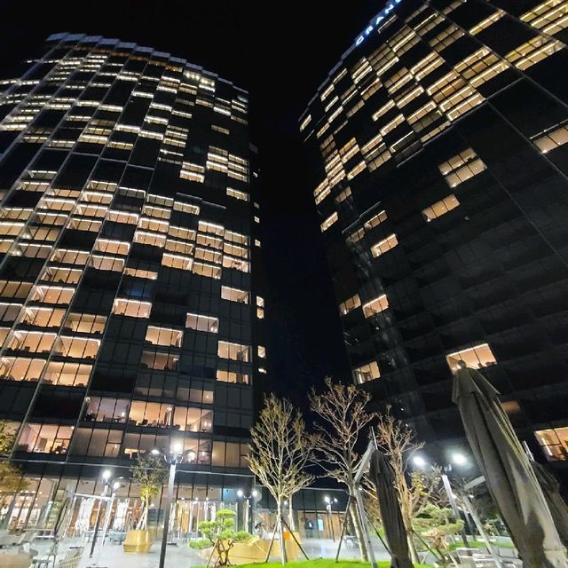 그랜드 하얏트 제주 야간 수영장