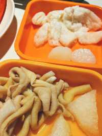 《任飲任食酸菜魚火鍋》