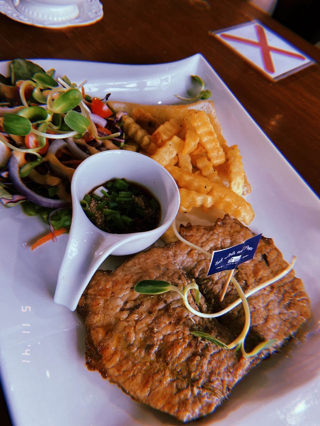 Set Arts and Props Cafe & Bistro ☕️🍛🍲🍰